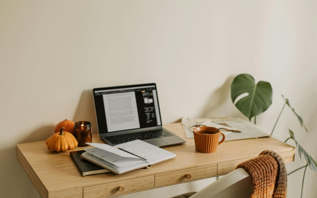 Cozy Up Your Space: Simple Fall Decor Ideas for Student Apartments